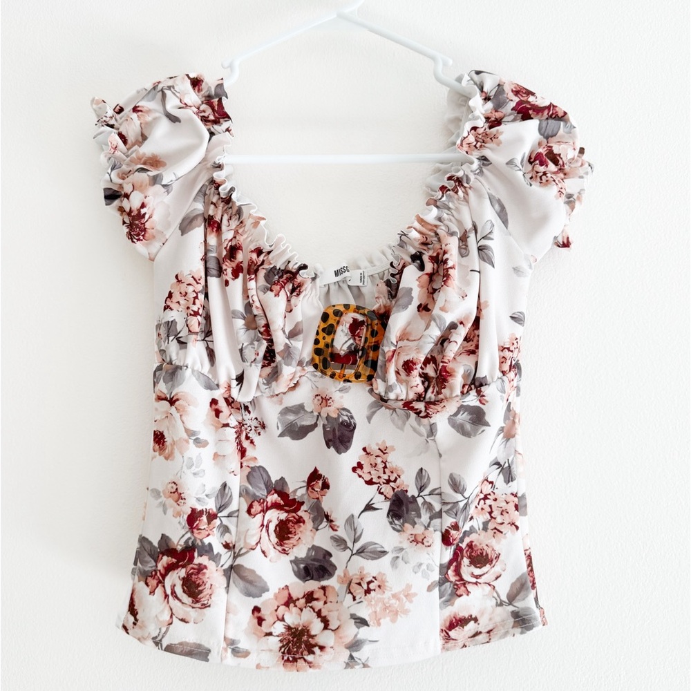Missguided Floral Ruffle Hem Top